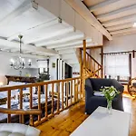 Elli בית נופש סקופלוס טאון