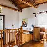 Elli בית נופש *