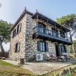 בית נופש Elli *