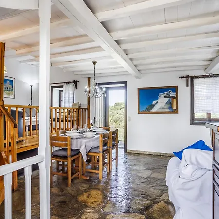 Elli Skopelos Town